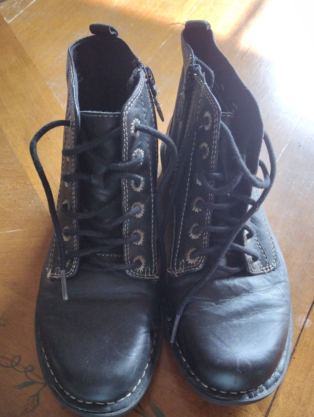 Clarks Black Leather Lace-Up Side Zip Boots 6.5M